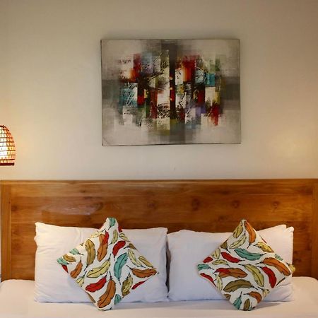 Bella Athena Garden Hotel El Nido Exterior photo